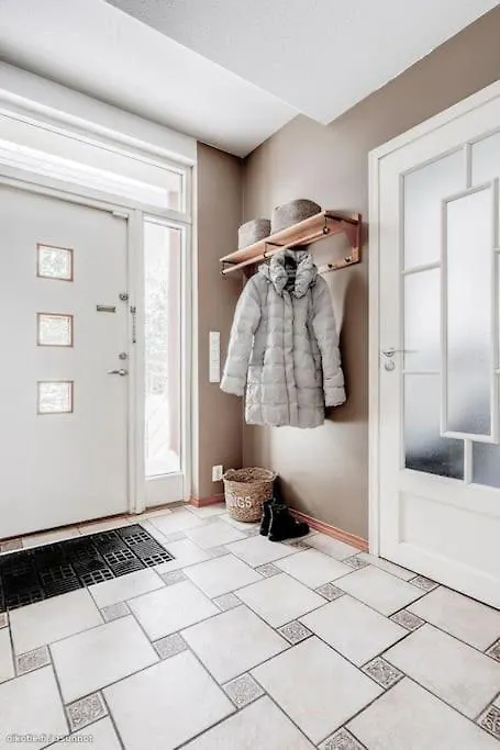 Grand Villa Kivistoe Near Helsinki Airport Vantaa